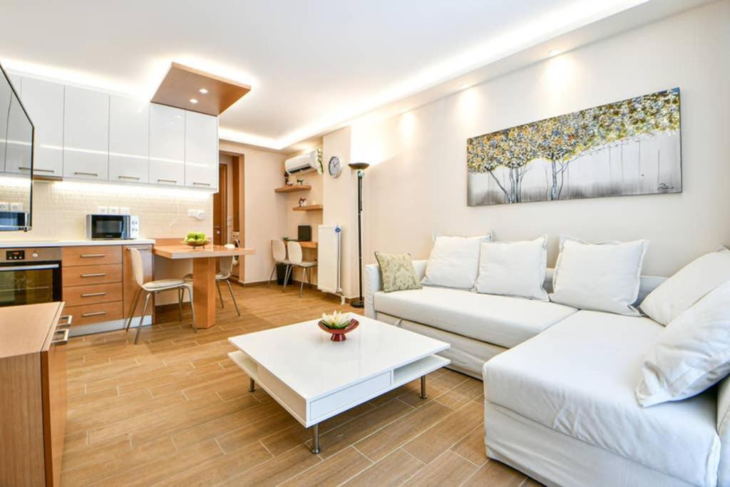 Modern Hospitality, With Private Garden, Athens Appartement Buitenkant foto